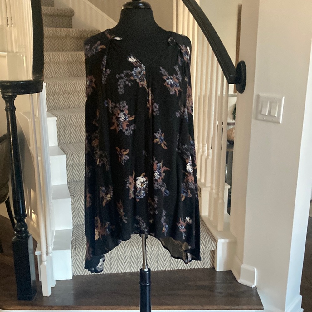 Free People floral sleeveless tunic